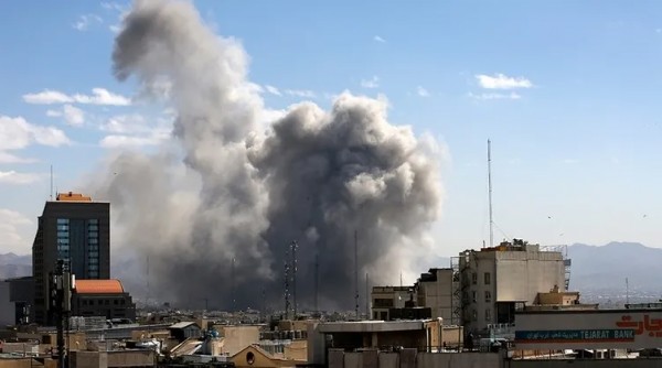 Trump Yolun Sonunda Mı? Savaş ABD Kamuoyunu Sarstı